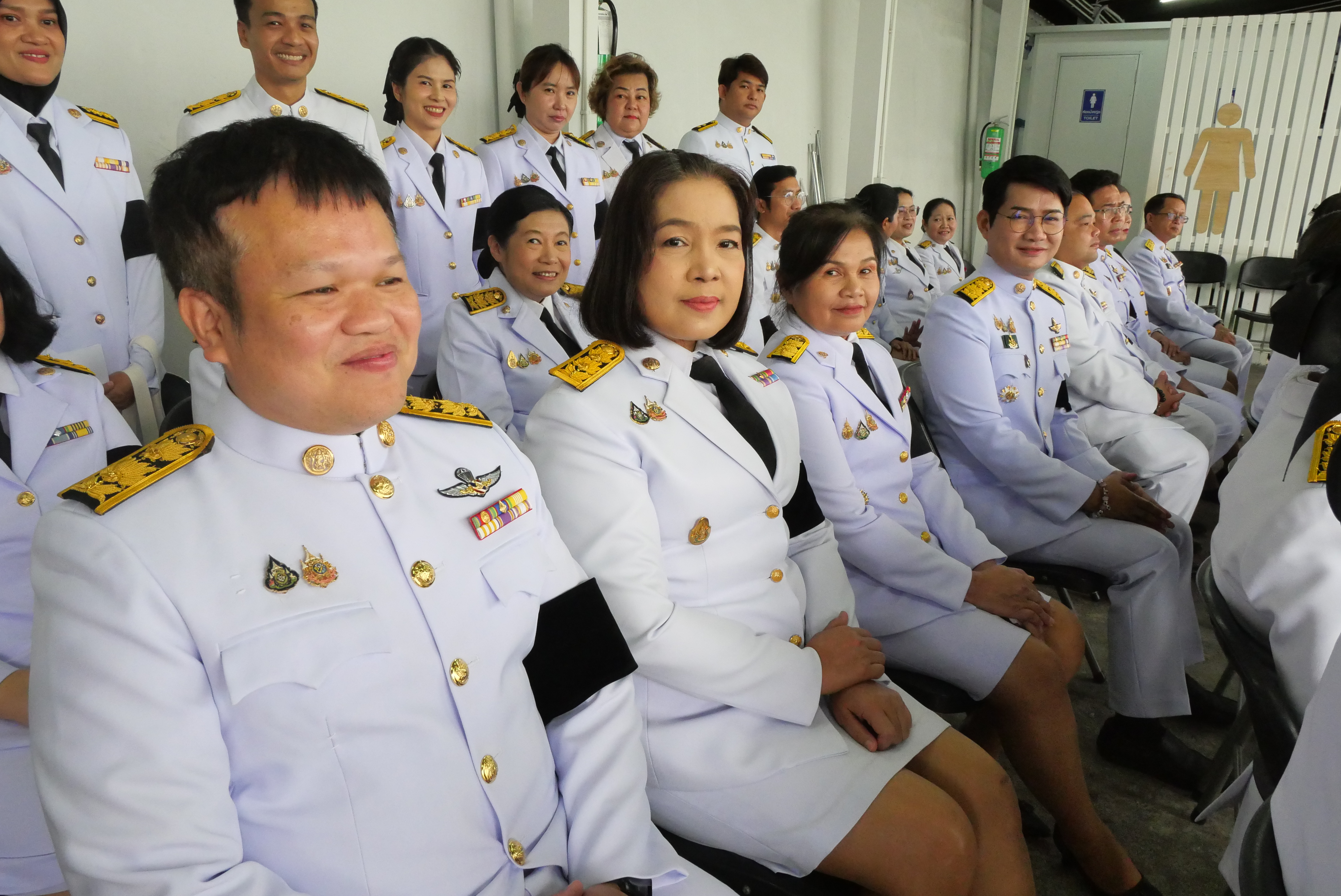 title - ส.ป.ก. ร่วมเข้าเฝ้าฯ ในพระพิธีธรรมสวดพระอภิธรรมพระศพสมเด็จพระเจ้าลูกเธอ เจ้าฟ้าพัชรกิติยาภา นเรนทิราเทพยวดี กรมหลวงราชสาริณีสิริพัชร มหาวัชรราชธิดา